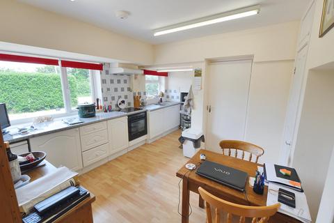 3 bedroom detached bungalow for sale, Overgate Road, Swayfield, Grantham, NG33