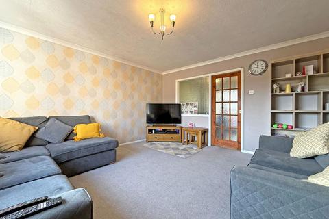 3 bedroom semi-detached house for sale, Priest Meadow, Fleckney, LE8 8TZ