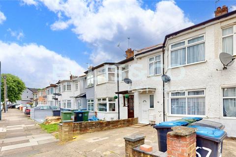 3 bedroom terraced house to rent, Central Road, Wembley, HA0