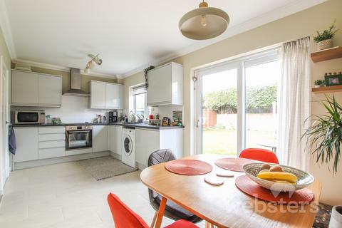 3 bedroom semi-detached house for sale, Priory Road, Norwich NR9