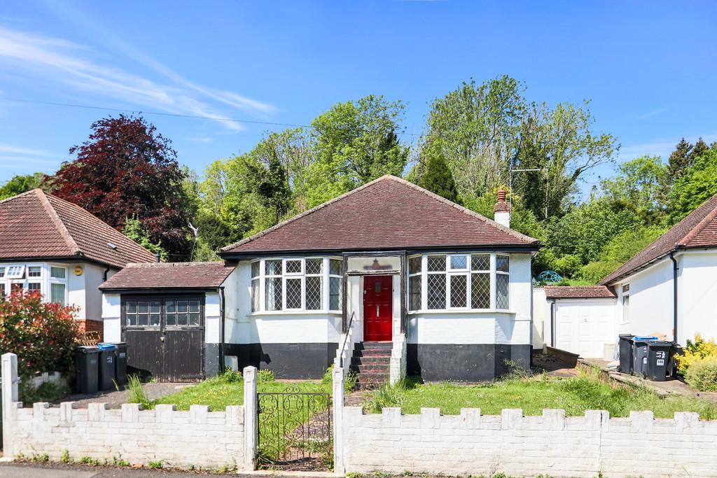 Chaldon Way, Coulsdon 2 bed detached bungalow for sale £450,000