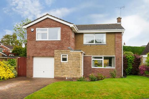 3 bedroom detached house for sale, Storrington