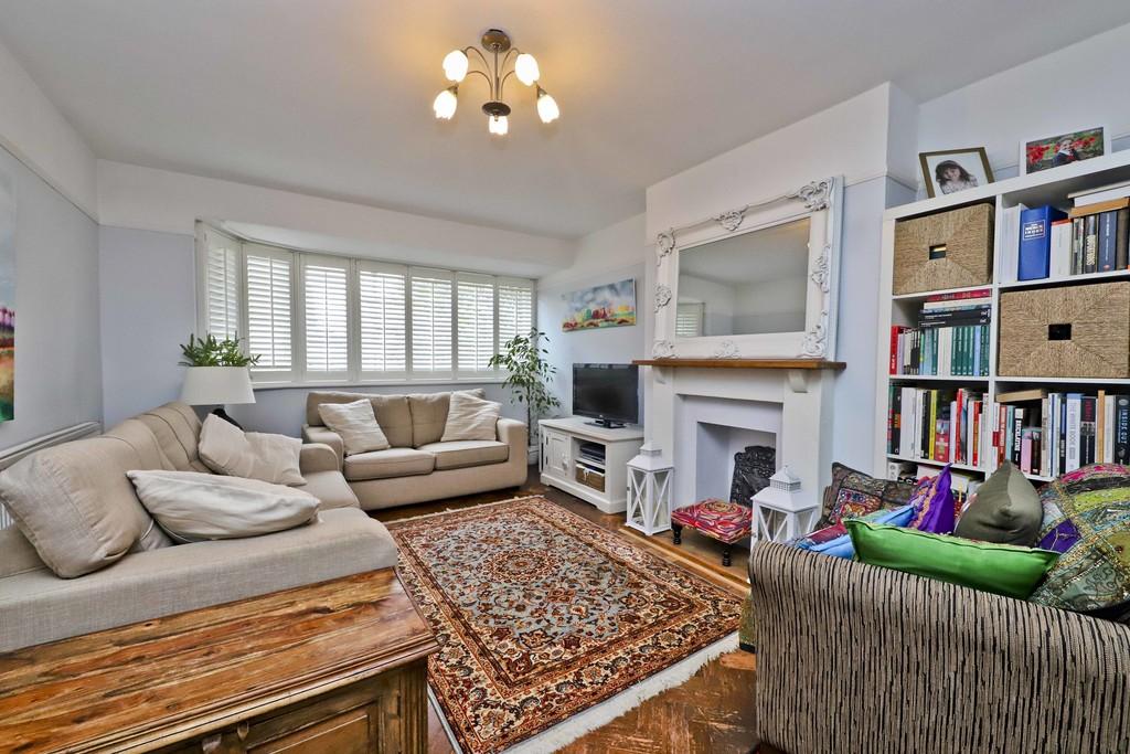 Field End Road, Ruislip HA4 3 bed semidetached house for sale £685,000