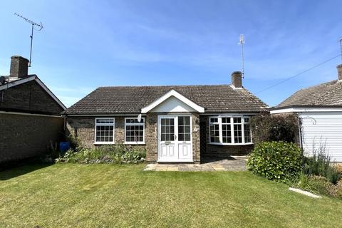 3 bedroom detached bungalow for sale, NARBOROUGH - 3 Bed Bungalow in Cul-De-Sac Position