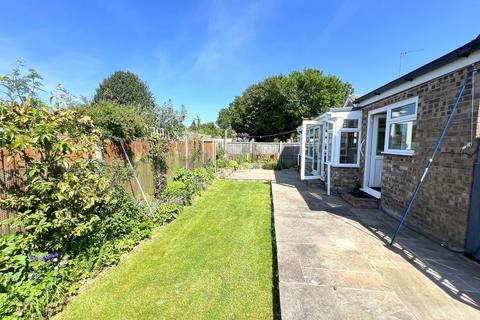 3 bedroom detached bungalow for sale, NARBOROUGH - 3 Bed Bungalow in Cul-De-Sac Position