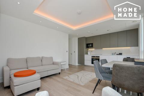 2 bedroom flat to rent, Carrara Tower, City Road, EC1V