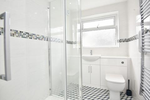 17 Devonshire Way, Harrogate, HG1 4BH