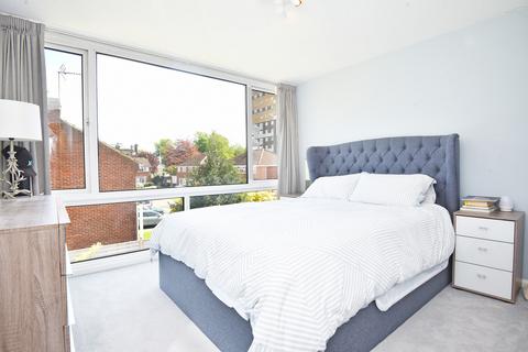 3 bedroom terraced house for sale, Harcourt Drive, Harrogate