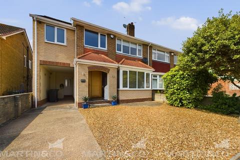 4 bedroom semi-detached house for sale, Rosewood Drive, Barnby Dun