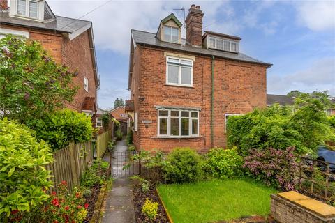 3 bedroom terraced house for sale, Oaken Lanes, Codsall, Wolverhampton, Staffordshire, WV8