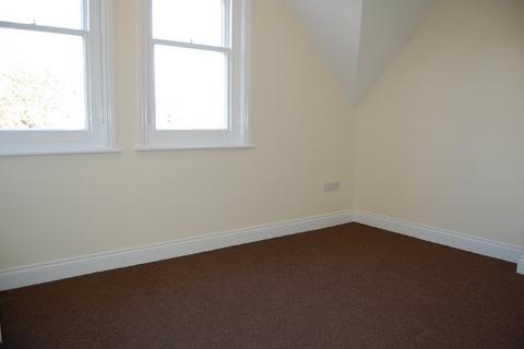 2 bedroom apartment to rent, Ashley Cross, Poole