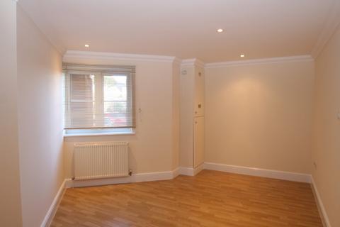 2 bedroom apartment to rent, Coppers Court, Southborough TN4
