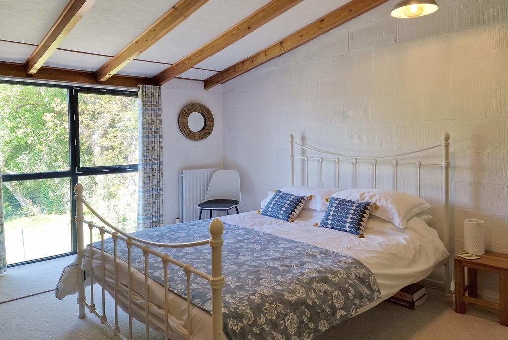 Oak Lodge Bedroom 2