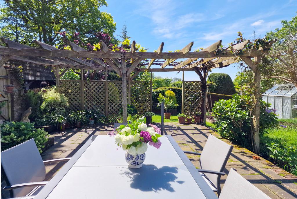 Oak Lodge Garden Table