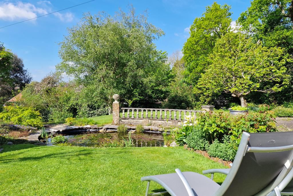 Oak Lodge Garden 2