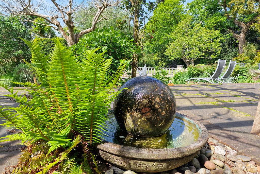 Oak Lodge Water Feature