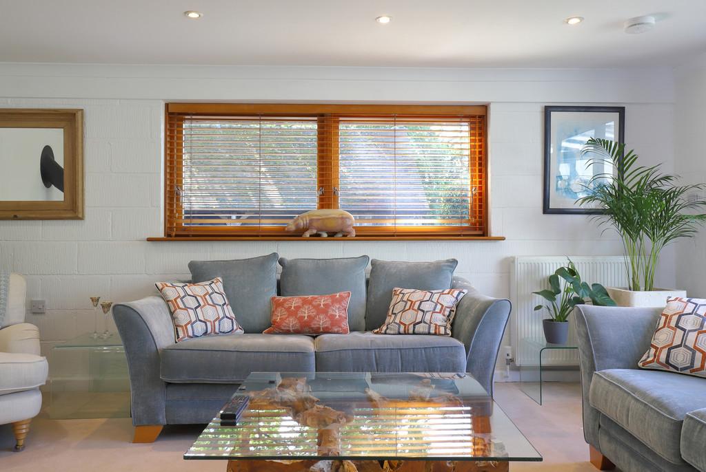 Oak Lodge Sofa 2