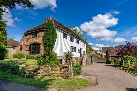 4 bedroom detached house for sale, Easteds Lane , Southwater