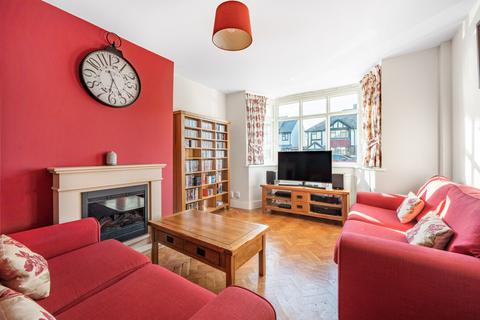 66 Culvers Avenue, Carshalton, SM5 2BL