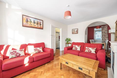 66 Culvers Avenue, Carshalton, SM5 2BL