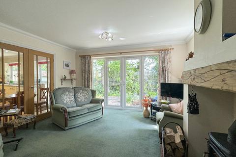 4 bedroom chalet for sale, Mill Hill Close, Whitecliff
