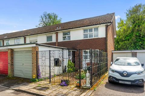10 Bowmans Meadow, Wallington, SM6 7DN
