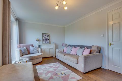 24 Berry Drive, Kiveton Park, Sheffield, S26 6SR