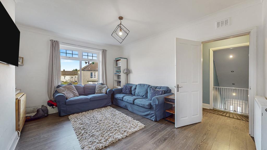 12-print-56 Glanderston Drive 23