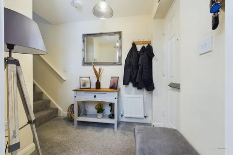83 Sorrel Close, Uttoxeter, ST14 8UP