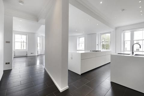 3 bedroom apartment to rent, Cornwall Gardens, South Kensington, SW7