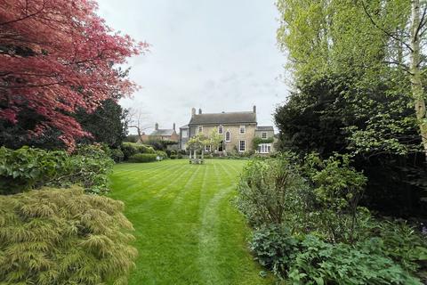 8 bedroom detached house for sale, Yew Lodge, High Street