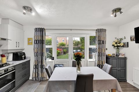 41 Blakemere Drive, Northwich, CW9 8US
