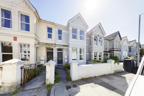 2 bedroom flat to rent, 39 Chestnut Road, Plymouth PL3