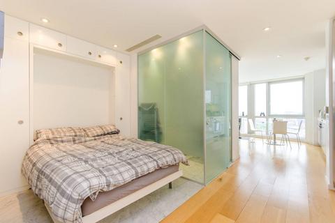 Studio to rent, Ontario Tower, Canary Wharf, London, E14