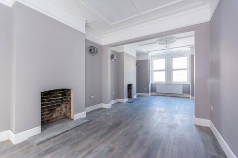 5 bedroom terraced house to rent, Maldon Road, Acton, London, W3
