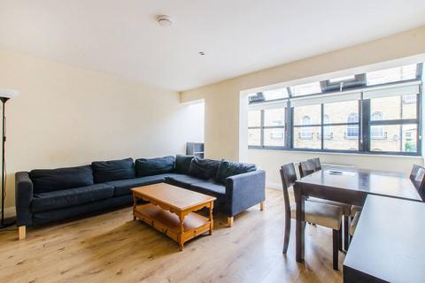 4 bedroom terraced house to rent, Admirals Place, Rotherhithe, London, SE16