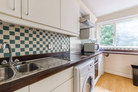 4 bedroom terraced house to rent, Admirals Place, Rotherhithe, London, SE16