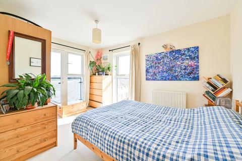2 bedroom flat for sale, Calypso Crescent, Peckham, London, SE15