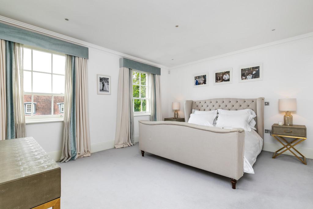 Belgarum - 7 William Place, 49 Chilbolton Avenue S