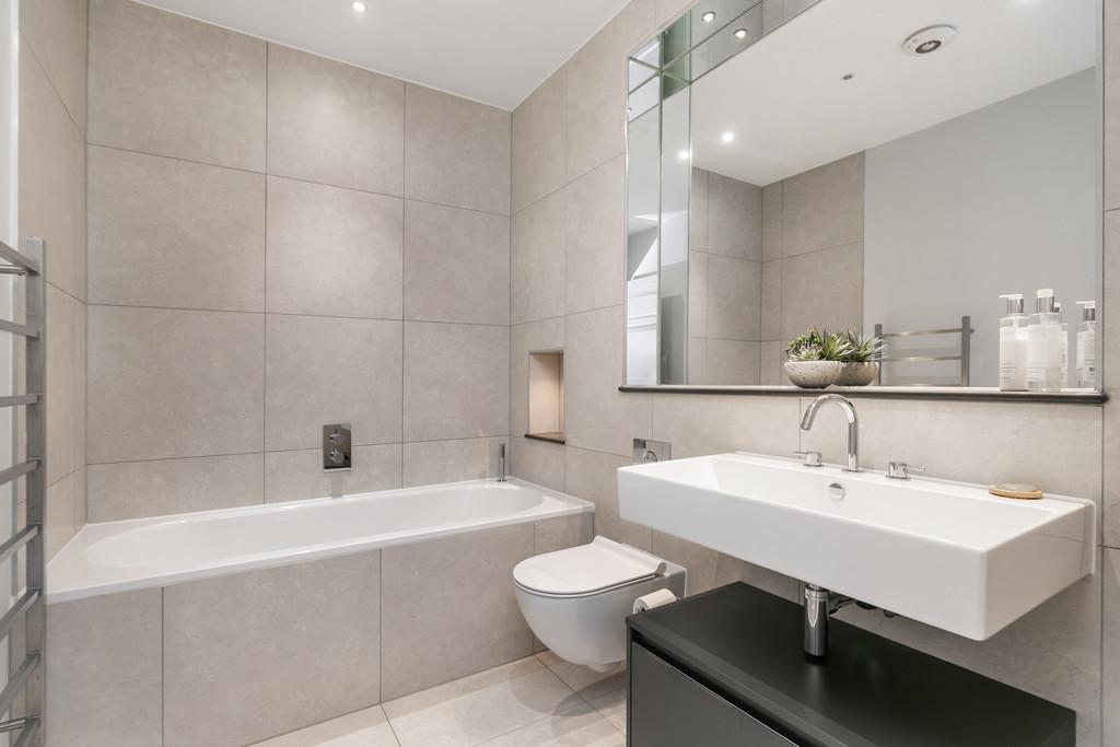 Belgarum - 7 William Place, 49 Chilbolton Avenue S