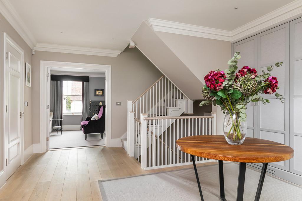 Belgarum - 7 William Place, 49 Chilbolton Avenue S