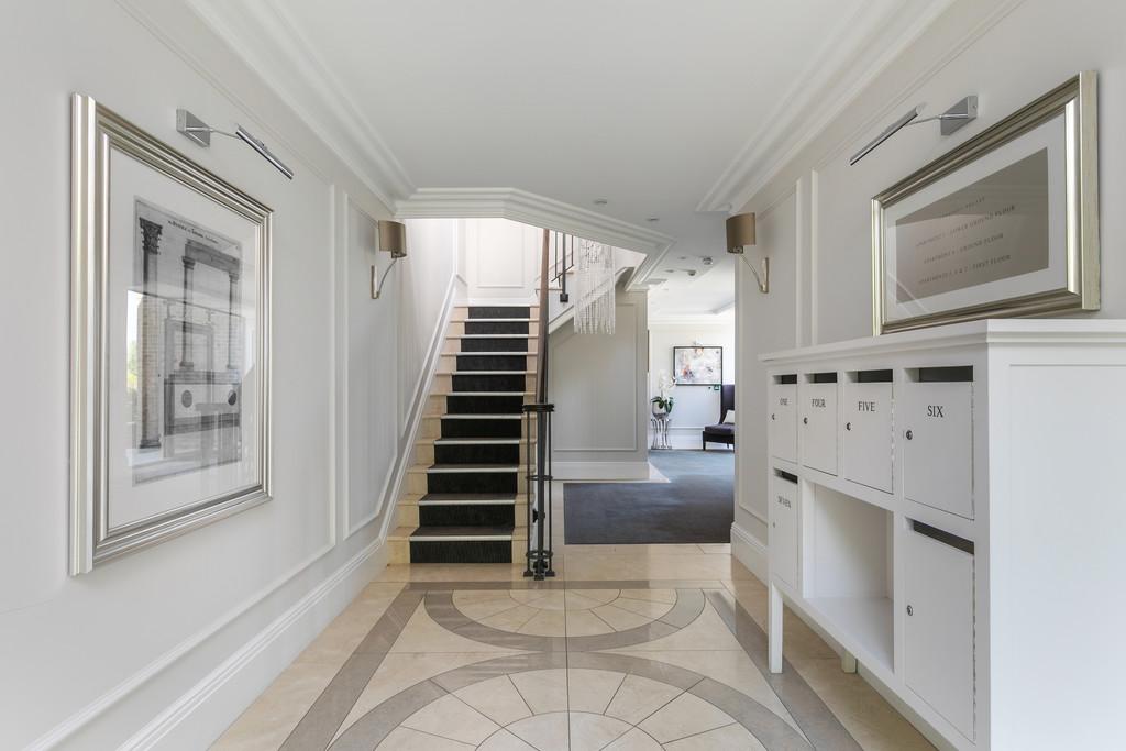 Belgarum - 4 Connaught Square SO22 5 QQ-27
