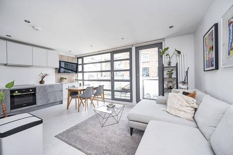2 bedroom flat for sale, Treadway Street, Bethnal Green, London, E2