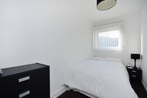 3 bedroom flat to rent, Commercial Street, Spitalfields, London, E1