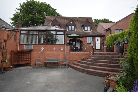 3 bedroom detached house for sale, Rail Court, Barrel Lane, Doncaster DN4