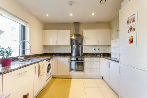 2 bedroom flat for sale, Newman Close, Willesden Green, London, NW10