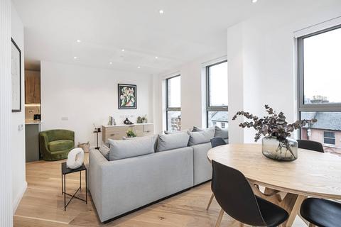 1 bedroom flat to rent, Icon Heights, n22, Wood Green, London, N22