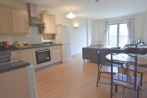 2 bedroom apartment to rent, Raleigh Street Nottingham NG7