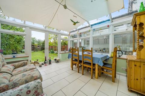 4 bedroom semi-detached house for sale, Avery Hill Road, London SE9