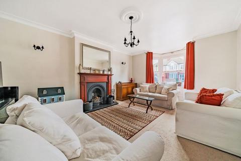 4 bedroom detached house for sale, Avery Hill Road, London SE9